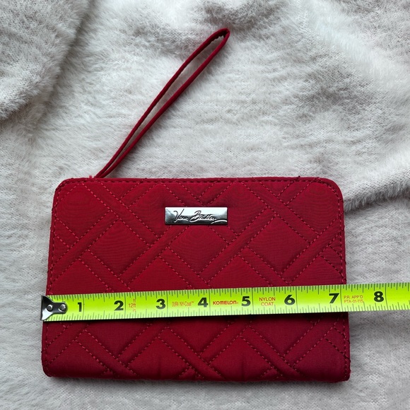 ❣️Vera Bradley Red Wristlet Wallet❣️ - Picture 12 of 13